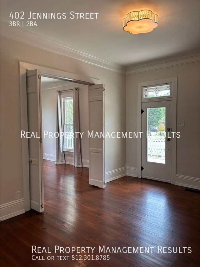 Photo - 402 W Jennings St