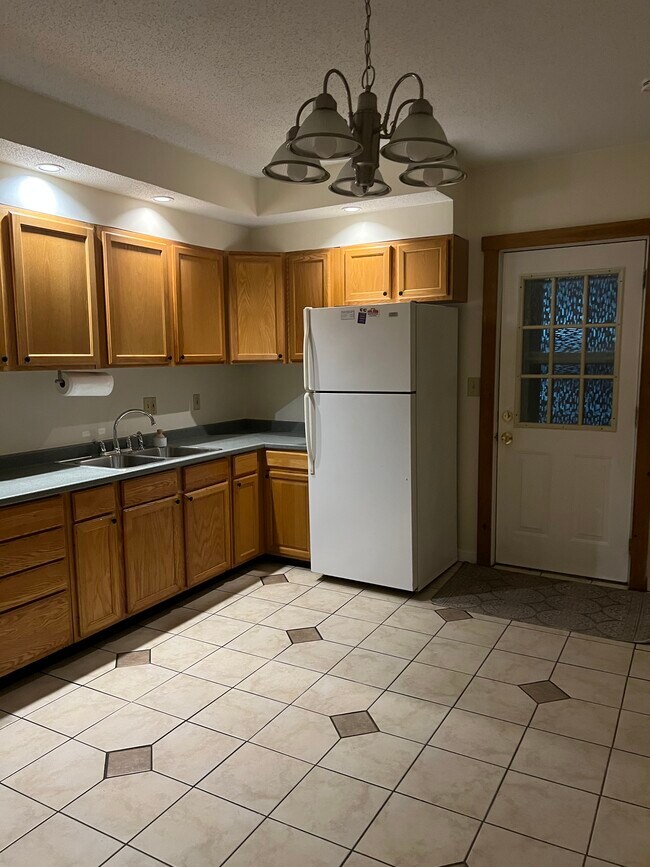 268 E Main St Apartments For Rent in Chicopee, MA