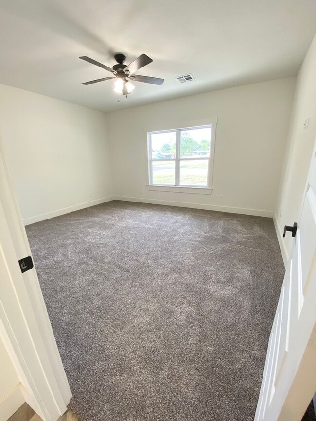 Photo - 1716 Virginia Dr