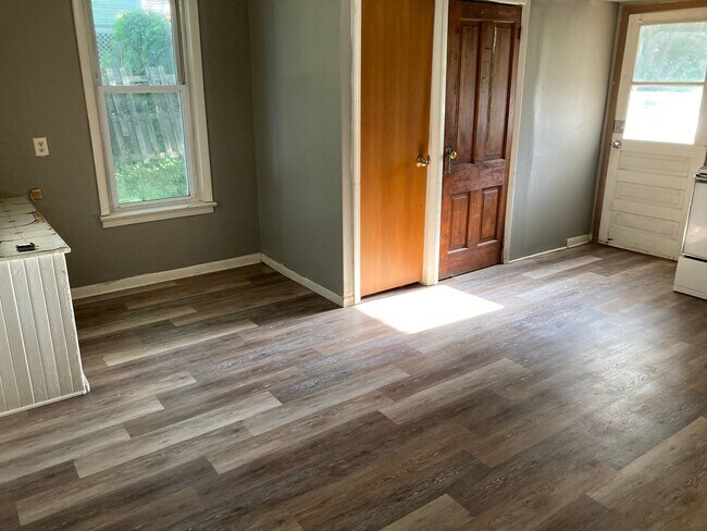 Photo - 204 S 6th Ave Unit Lower