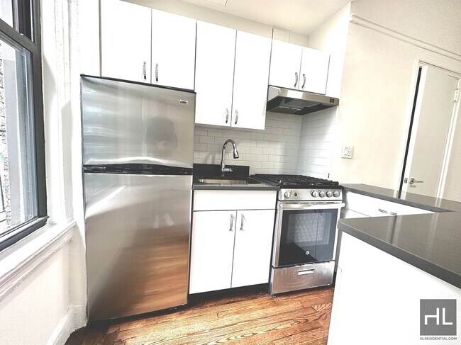 Building Photo - EAST 46 STREET Rental