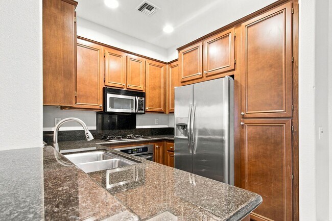 2175 Condor Dr Unidad 57