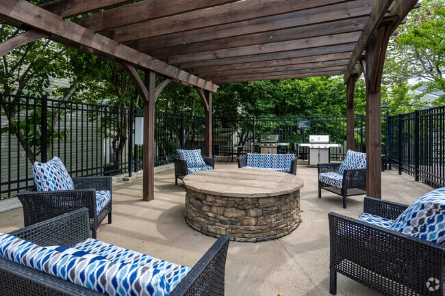 Outdoor Lounge