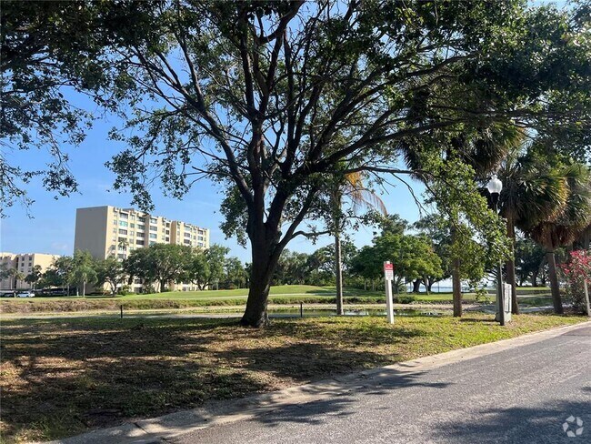 Building Photo - 2616 Cove Cay Dr Unit 701 Rental