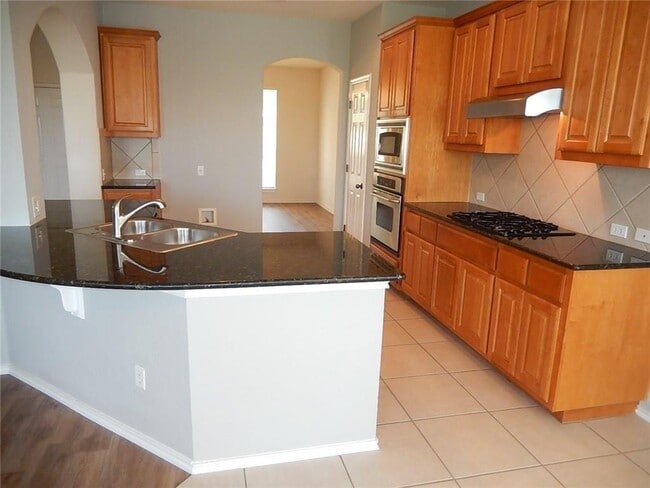 Photo - 64 White Magnolia Cir