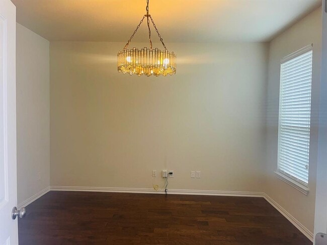 Photo - 4118 Kingsley Ave