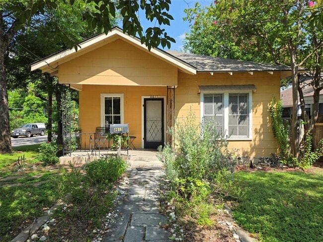 Photo - 4613 Avenue G