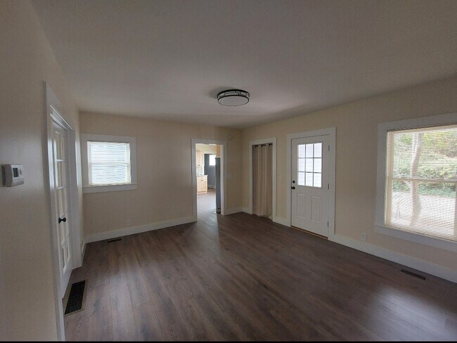 Photo - 20 Plante St Unit A