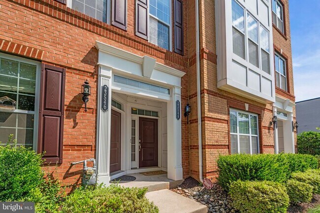 Photo - 23548 Belvoir Woods Terrace