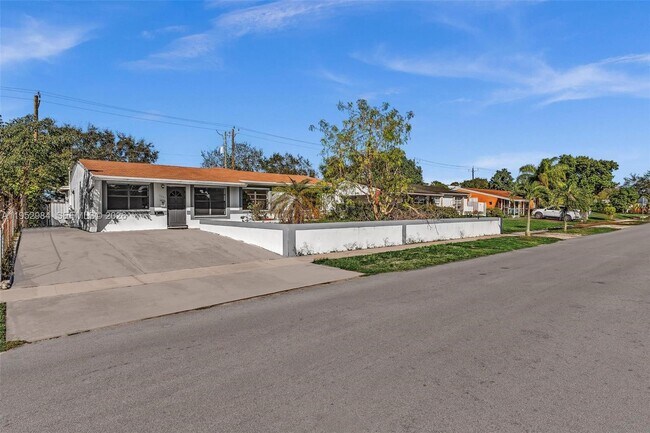 Photo - 7041 Raleigh St Unidad B