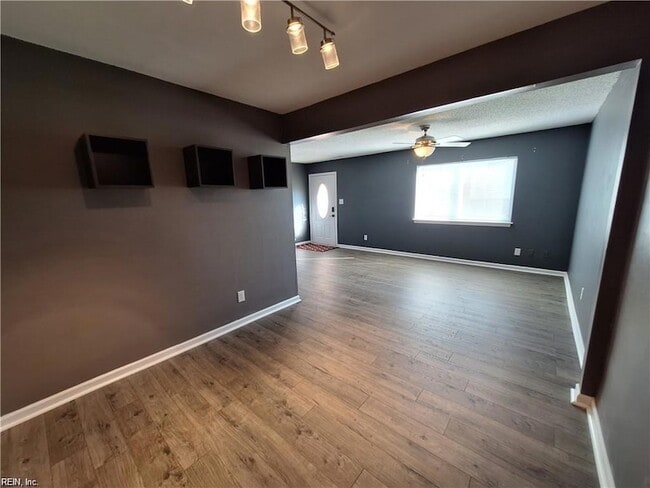 Photo - 1312 Sierra Dr