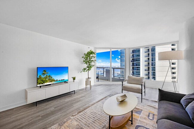 Photo - 1717 N Bayshore Dr Unidad ID1054114P