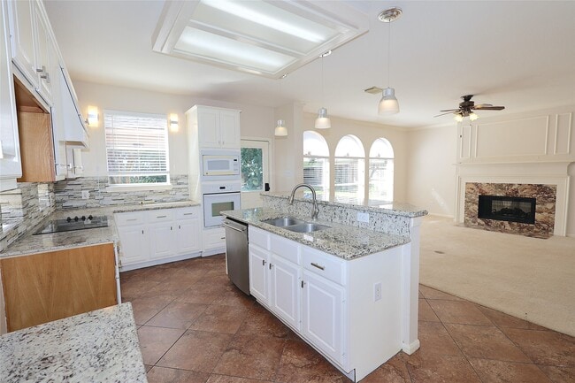 Photo - 1107 Magnolia Woods Ct