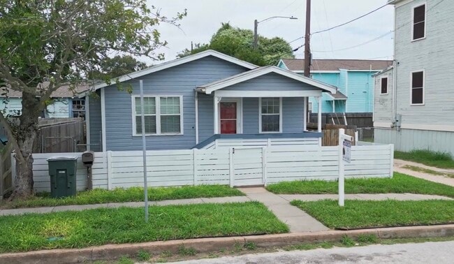 Photo - 2916 Avenue M