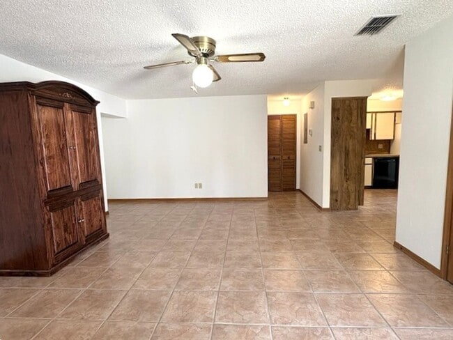 Photo - Cozy 2 Bedroom First Floor Condo! Unit 4-2