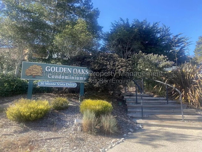 Building Photo - 3103 Golden Oaks Ln