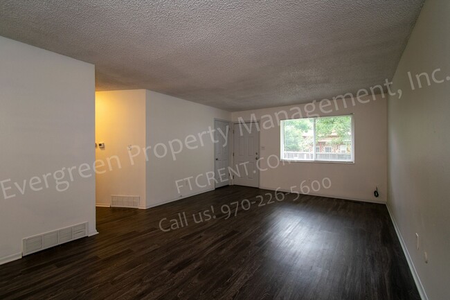 Photo - 4008-4010 Cork Drive Unidad 4010