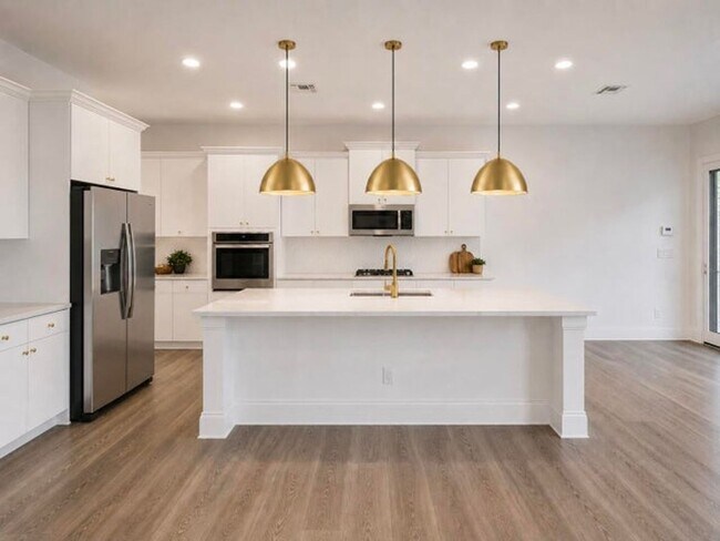 Photo - 6020 Curie Pl
