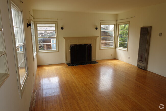 Building Photo - 2007 Rose St Unit 1 Rental