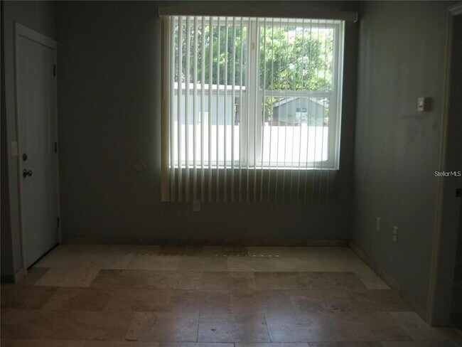 2009 Cocoanut Ave