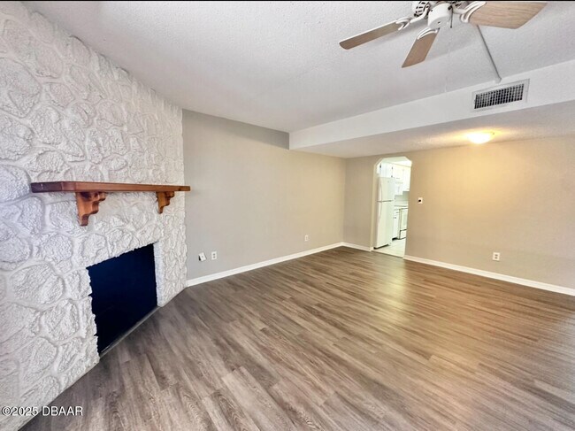 Photo - 2250 S Palmetto Ave