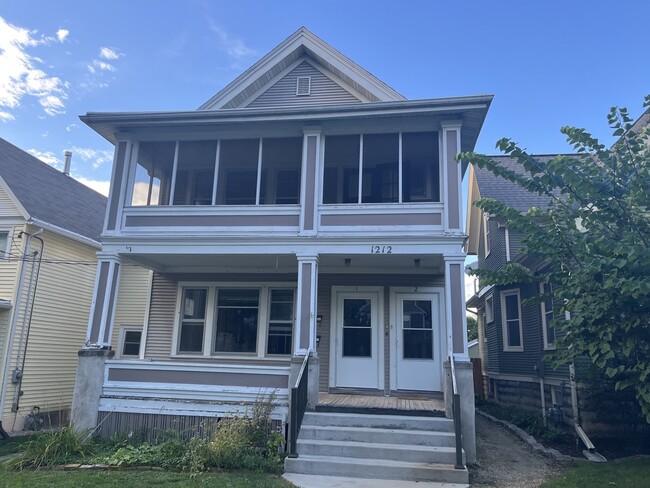 Building Photo - 1212 Vilas Ave Unit 1