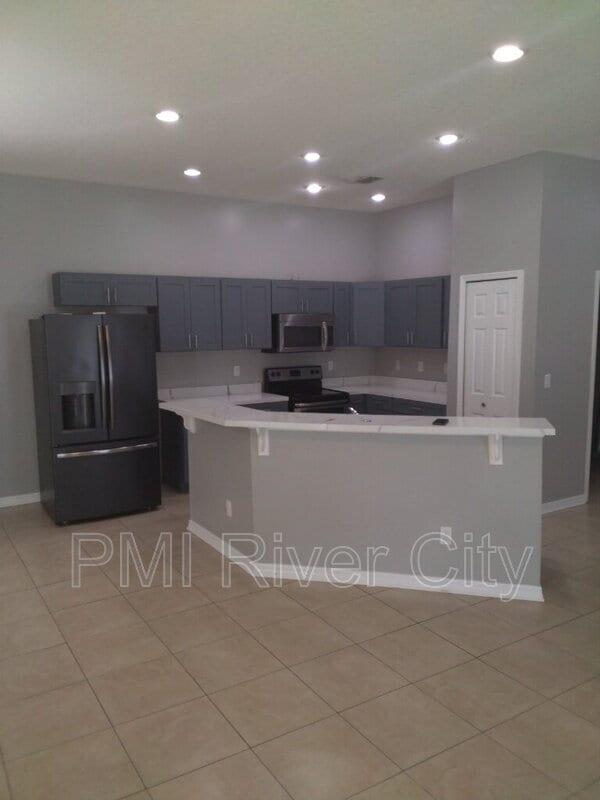 Photo - 818 Filmore Ln