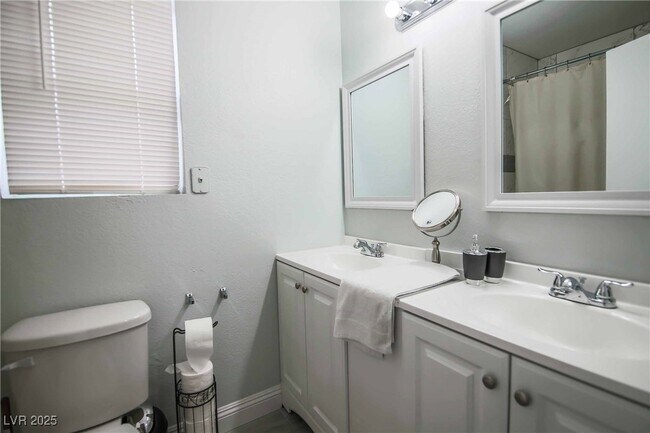 Photo - 7399 Topeka Dr