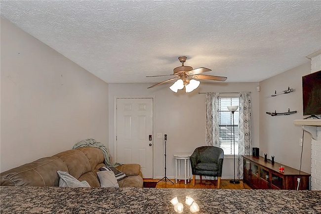 Photo - 449 N Donahue Dr Unit B15/ Room A