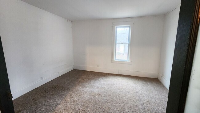 Photo - 3 Bed 1 Bath Home with Garage