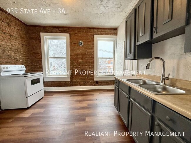 Photo - 939 State Ave Unit 3A