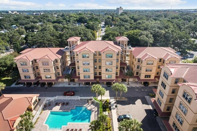 Photo - 630 Wells Ct Unit 201