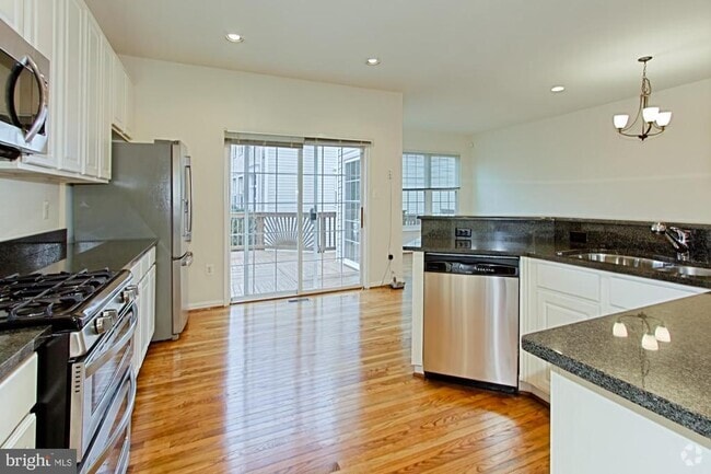 Building Photo - 20748 Hollow Falls Terrace Rental