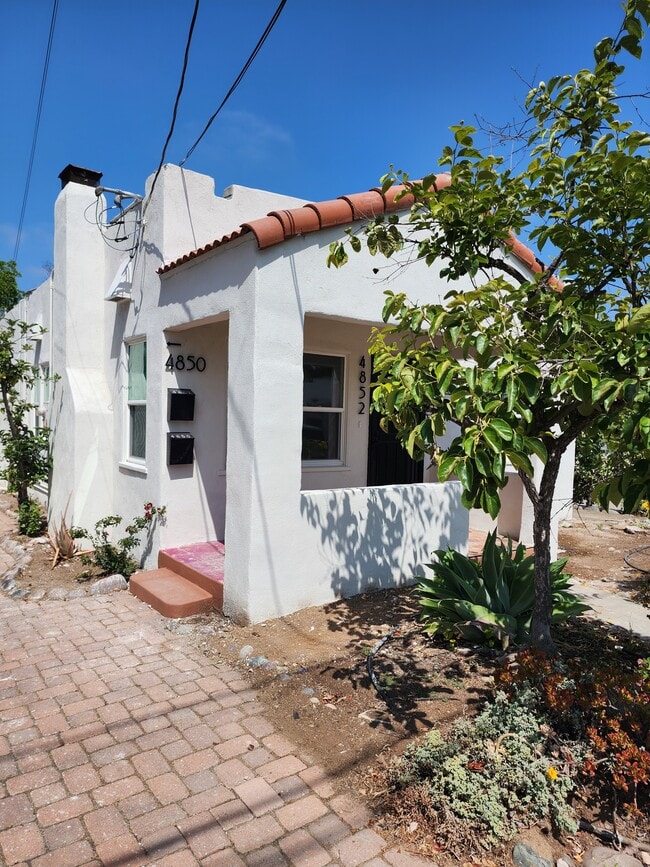 Photo - 4852 Cypress St