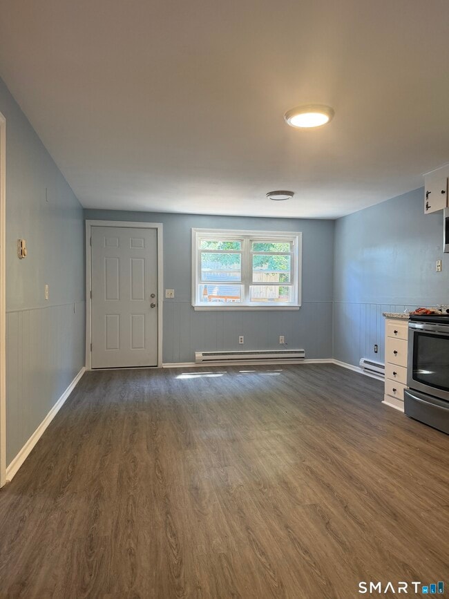 Photo - 350 Cherry St
