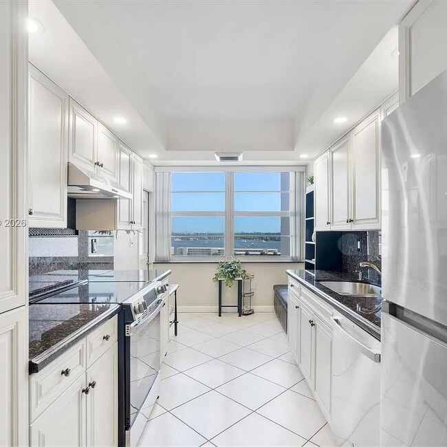 Photo - 18031 Biscayne Blvd Unit #1401