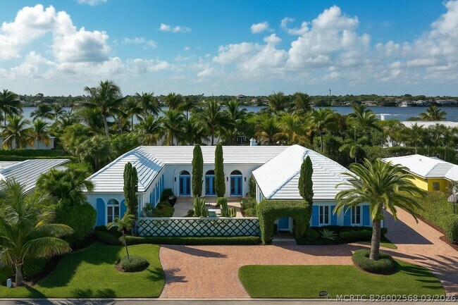2258 Ibis Isle Rd E