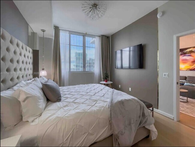 Photo - 300 S Australian Ave Unidad 1506