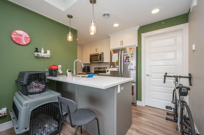 Photo - 282 Seton Passage SE