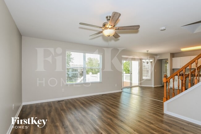 Photo - 2731 Red Cedar Parc Dr S