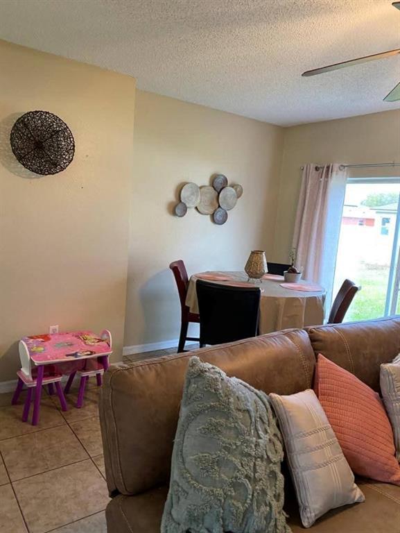 Photo - 611 Linnet Ct