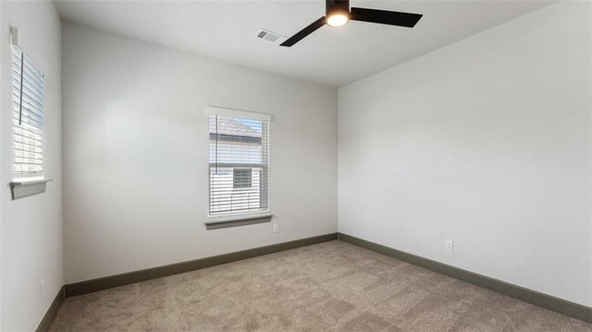 Photo - 1221 Mammoth St