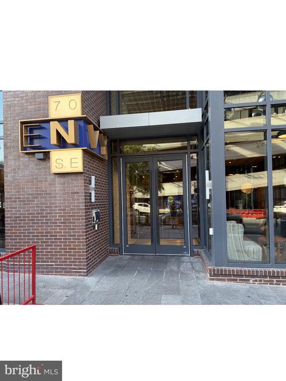 Photo - 70 N St SE Unit N912