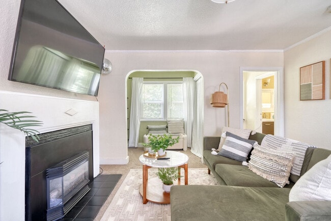 Photo - 2825 SE Holgate Blvd Unit SI ID1611810P