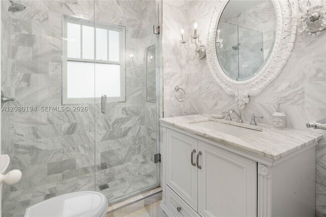 743 NW 9th St Unit 1