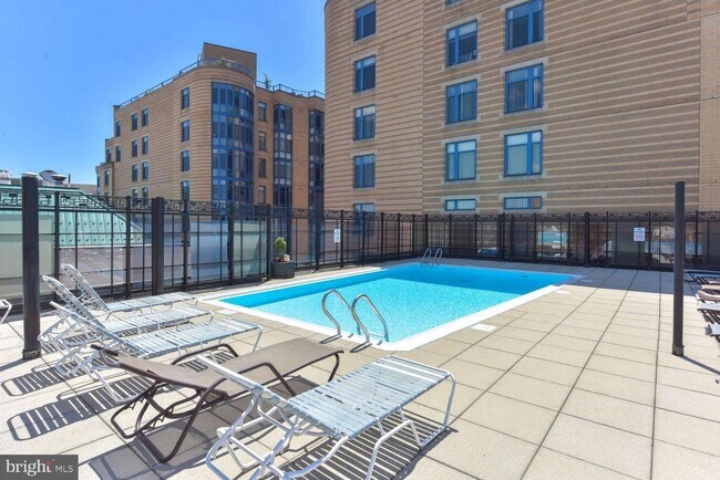1440 N St NW