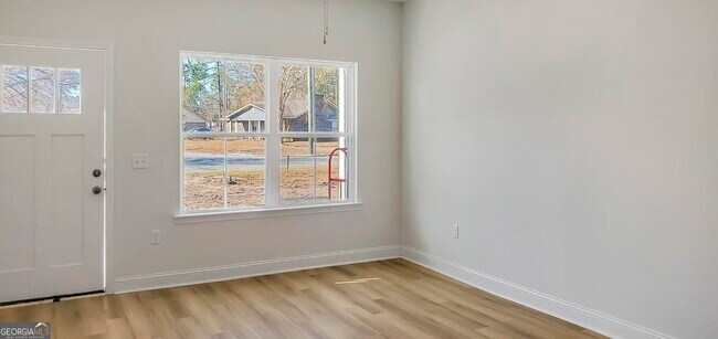 Photo - 373 Carter Rd