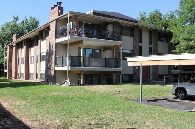 Photo - 600 Manhattan Dr Unit C7