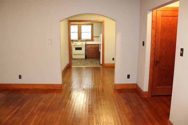 Photo - Fenced yard in heart of Decatur!
