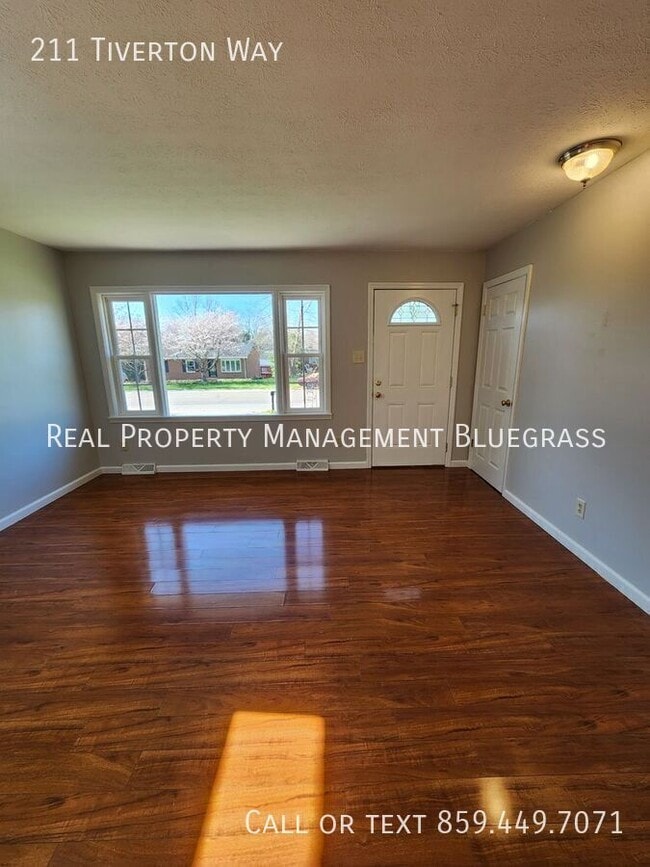 Photo - 211 E Tiverton Way